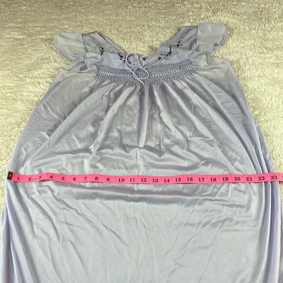Vintage Fashion Inn lavender embroidered maxi slip nightgown, size med - Picture 6 of 8